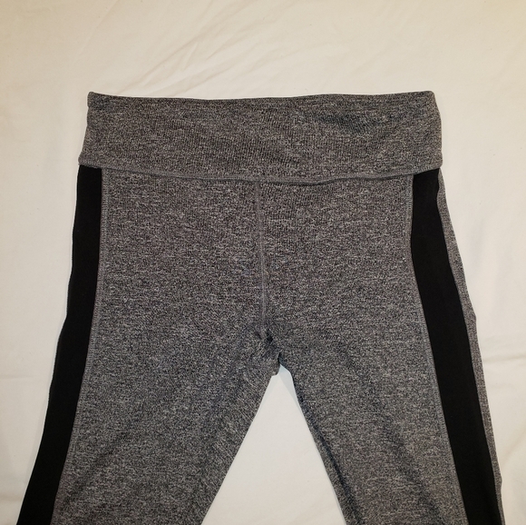 Forever 21 active work out leggings Small - Picture 2 of 2